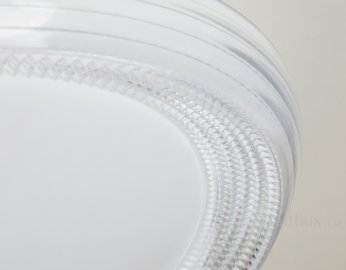 Светодиодный потолочный светильник с пультом 40012/1 LED белый 